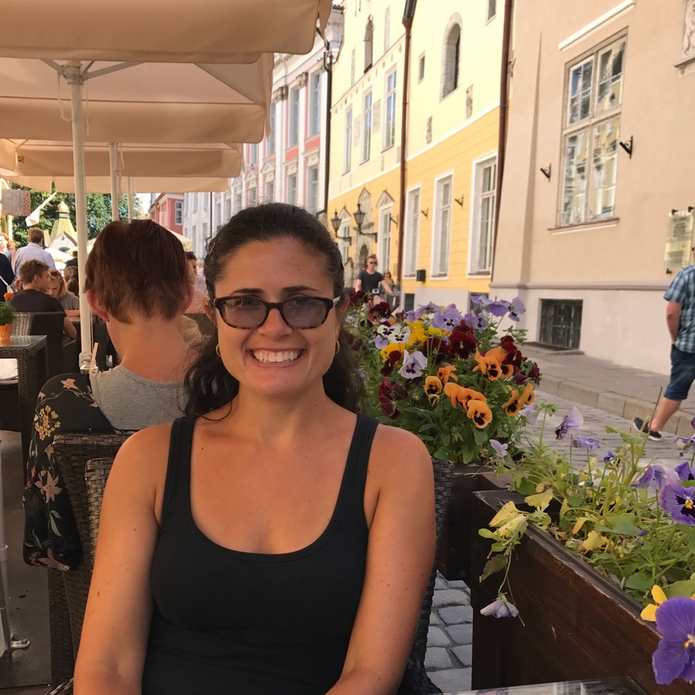 Meet your Posher, Lisa